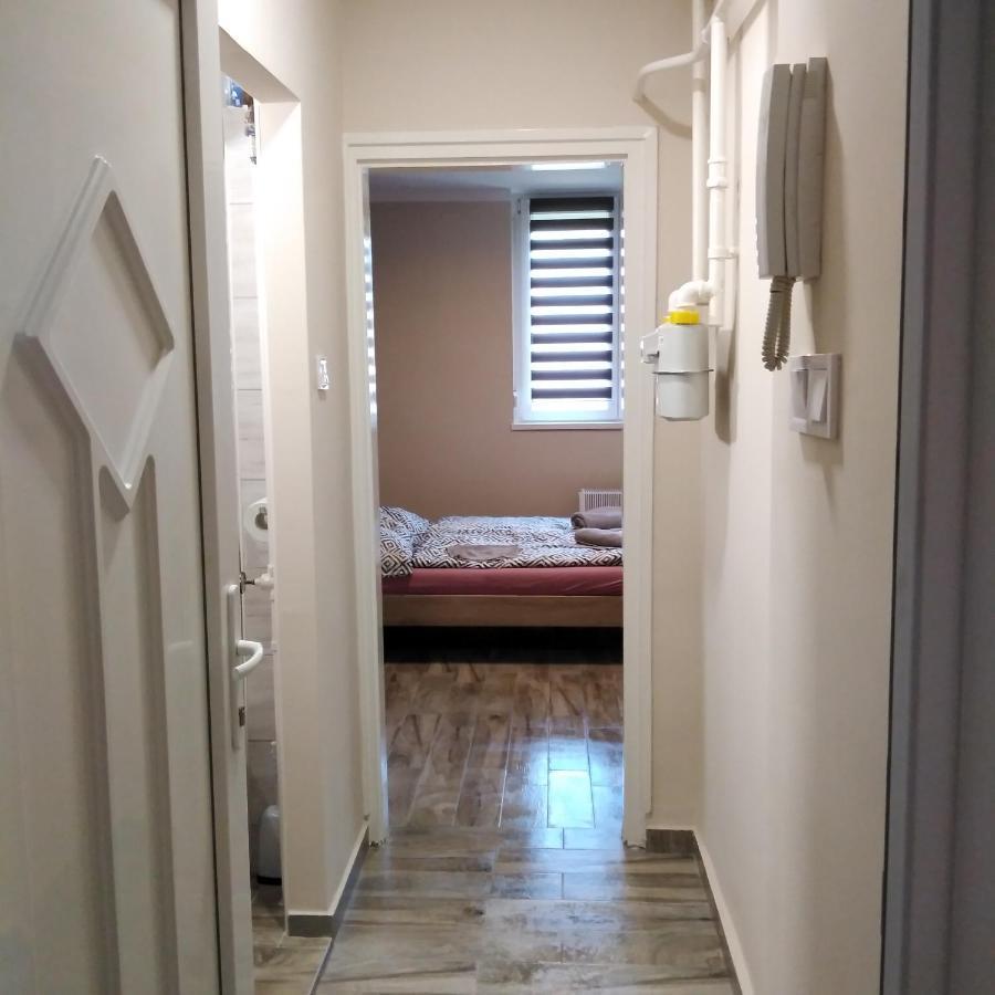 Desi Apartman Kaposvar Exterior photo
