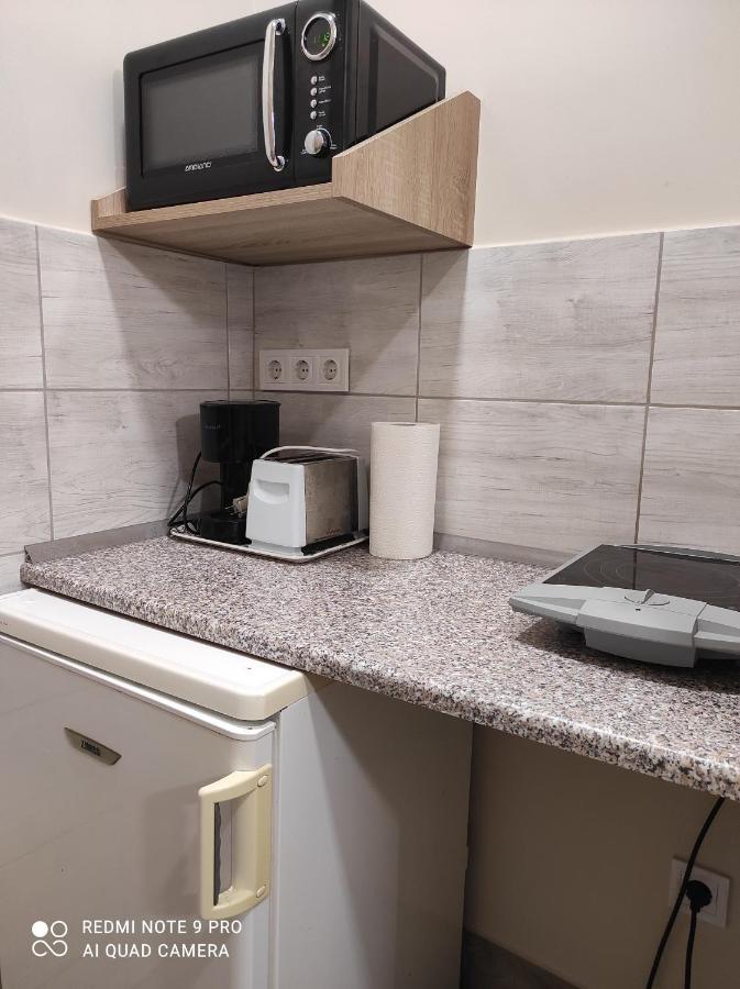 Desi Apartman Kaposvar Exterior photo